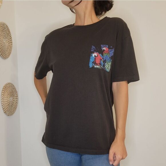 Wemen's H&M T Shirt Black Size M with Front Pocket and Grafic Relaxed Fit ! - Picture 1 of 5